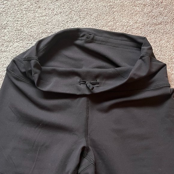 Lululemon Black Align Leggings - Picture 5 of 5